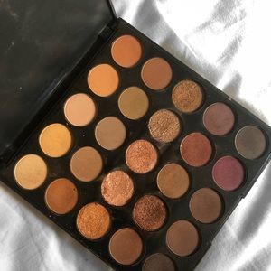 Morphe 25b pallet